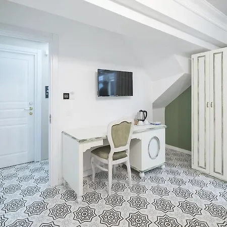 Pasaport Pier Kadikoey Hotel