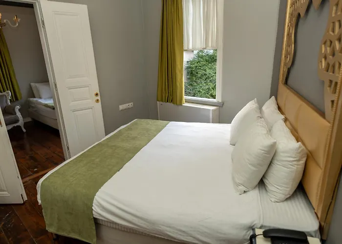 Pasaport Pier Kadikoey