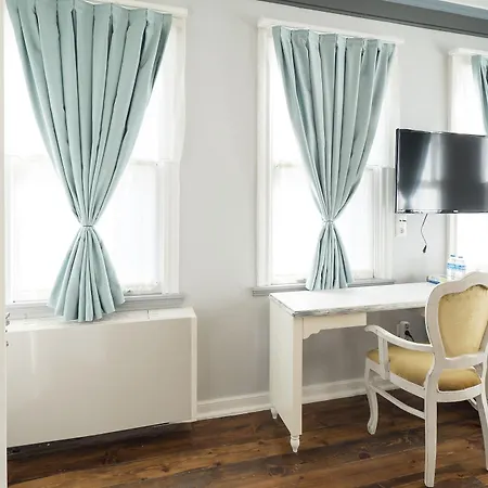 Pasaport Pier Kadikoey 3*