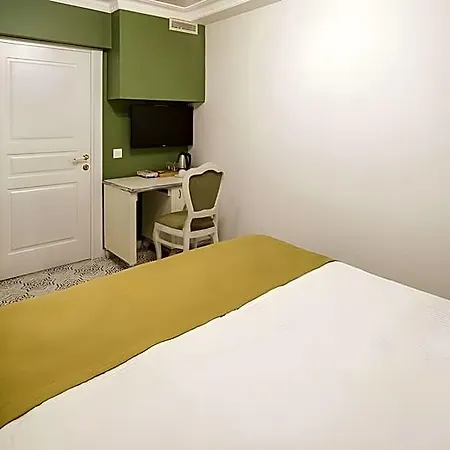 Pasaport Pier Kadikoey 3*