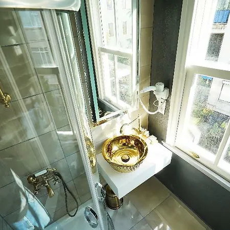 Pasaport Pier Kadikoey 3*