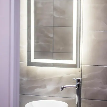 Pasaport Pier Kadikoey 3*