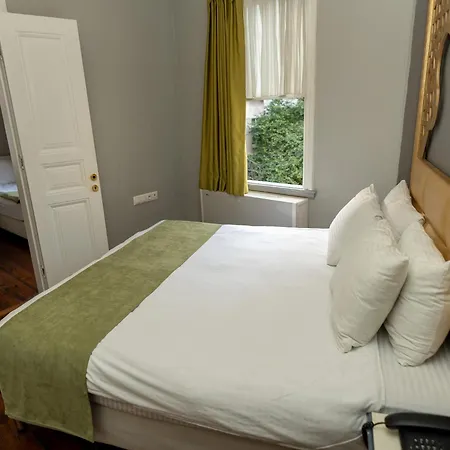 Pasaport Pier Kadikoey