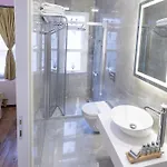 Pasaport Pier Kadikoey Otel 3*