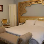 Pasaport Pier Kadikoey 3*